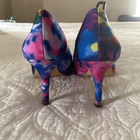 BCBG Multi color canvas pumps - Picture 4 of 5